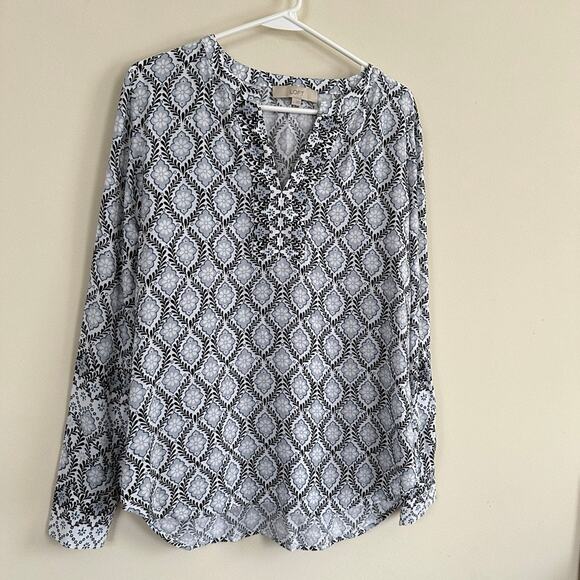 LOFT Women's SMALL Long Sleeve Blouse Split Neck Geometric Leaf Pattern Shirt - Picture 4 of 9